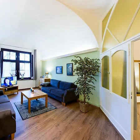 Burg Im Zwinger Apartment